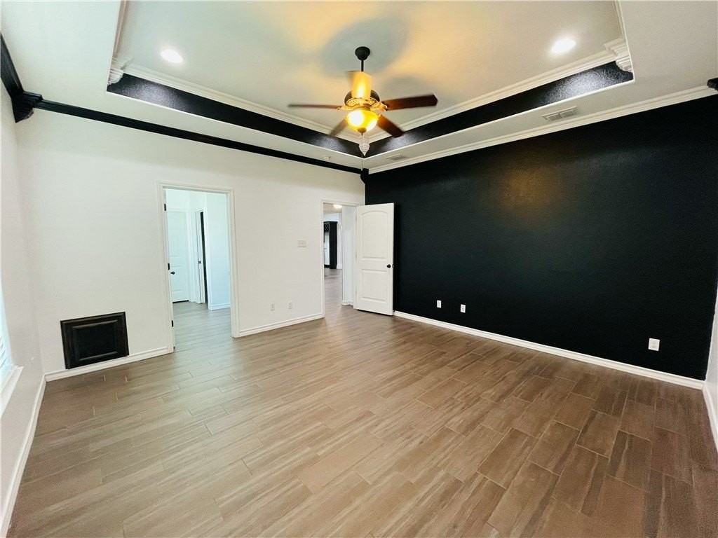 8218 Merlin Pl - Photo 5 of 20