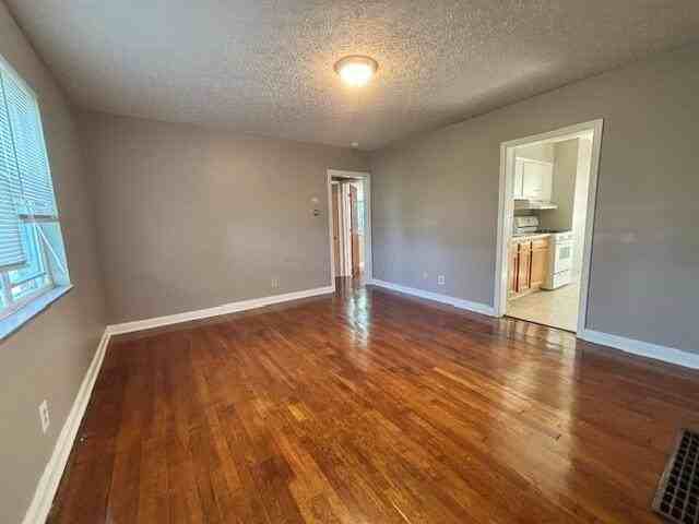 233 N James Rd #C - Photo 2 of 8