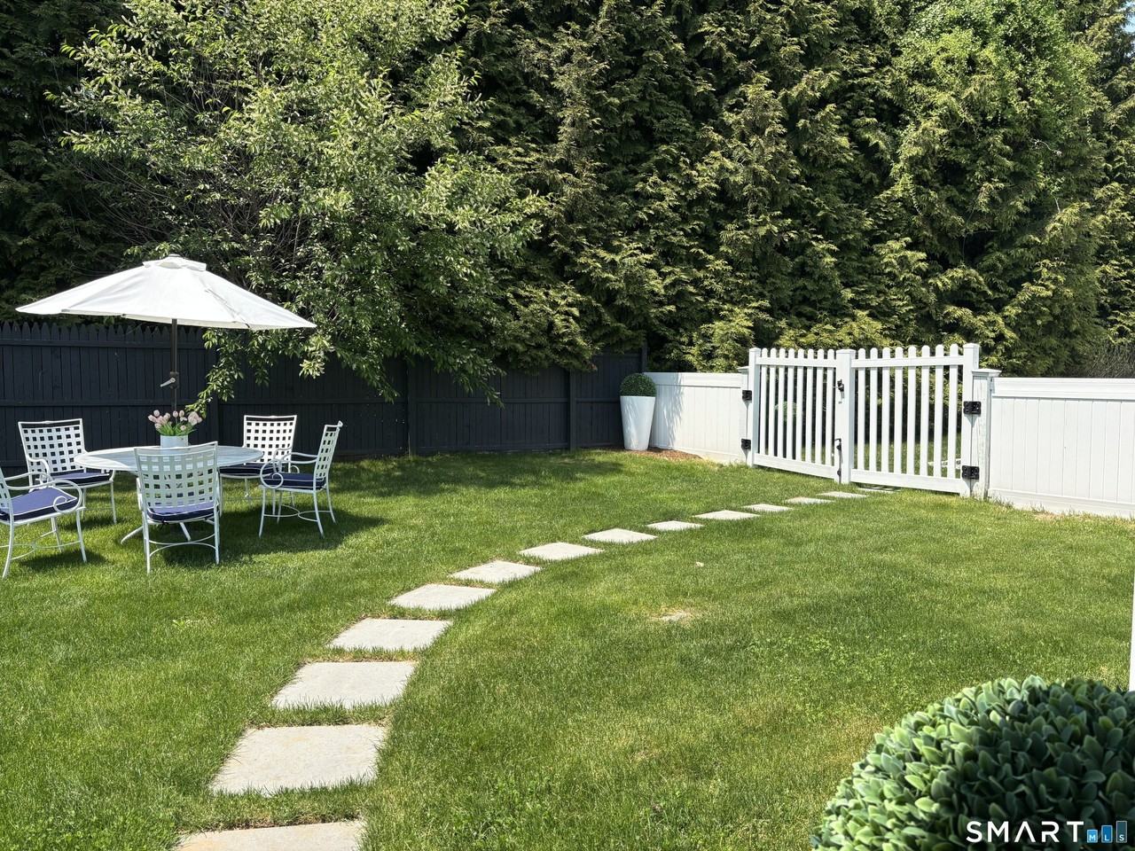 4A Stoneboat Rd - Photo 4 of 24