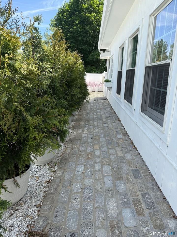 4A Stoneboat Rd - Photo 5 of 24