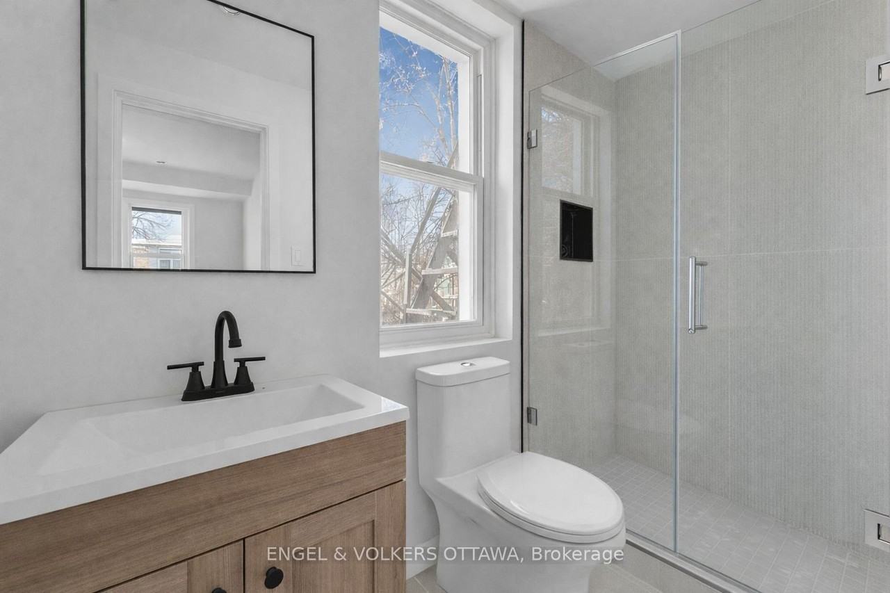 77 Florence Street 6 - Photo 6 of 12