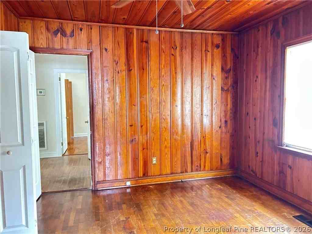 5200 Cypress Rd - Photo 7 of 9