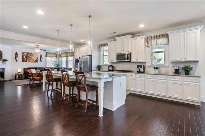 1440 Dahlia Dr - Photo 3 of 27