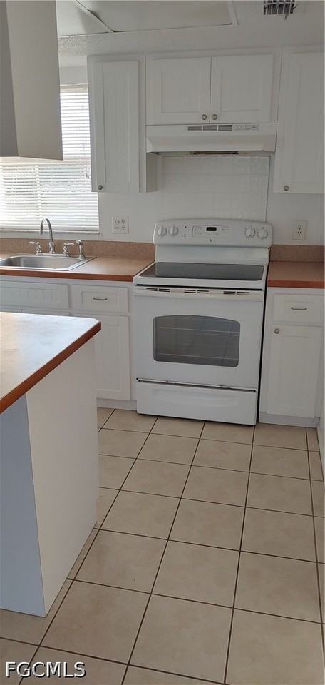 723 Se 10th St - Photo 4 of 10