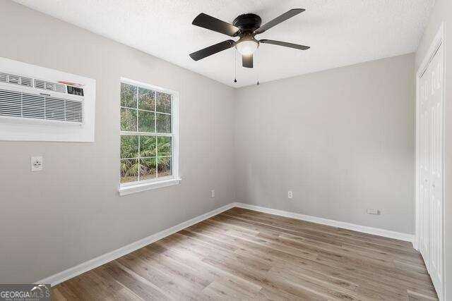 102 Cone St #B - Photo 7 of 19
