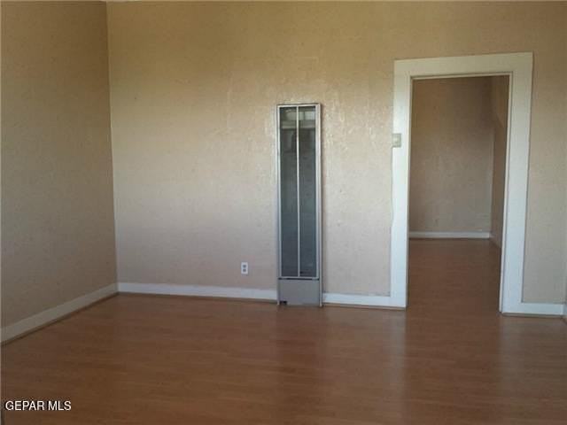 2201 Tremont Ave #B - Photo 2 of 8