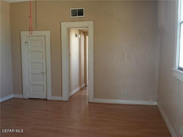 2201 Tremont Ave #B - Photo 3 of 8