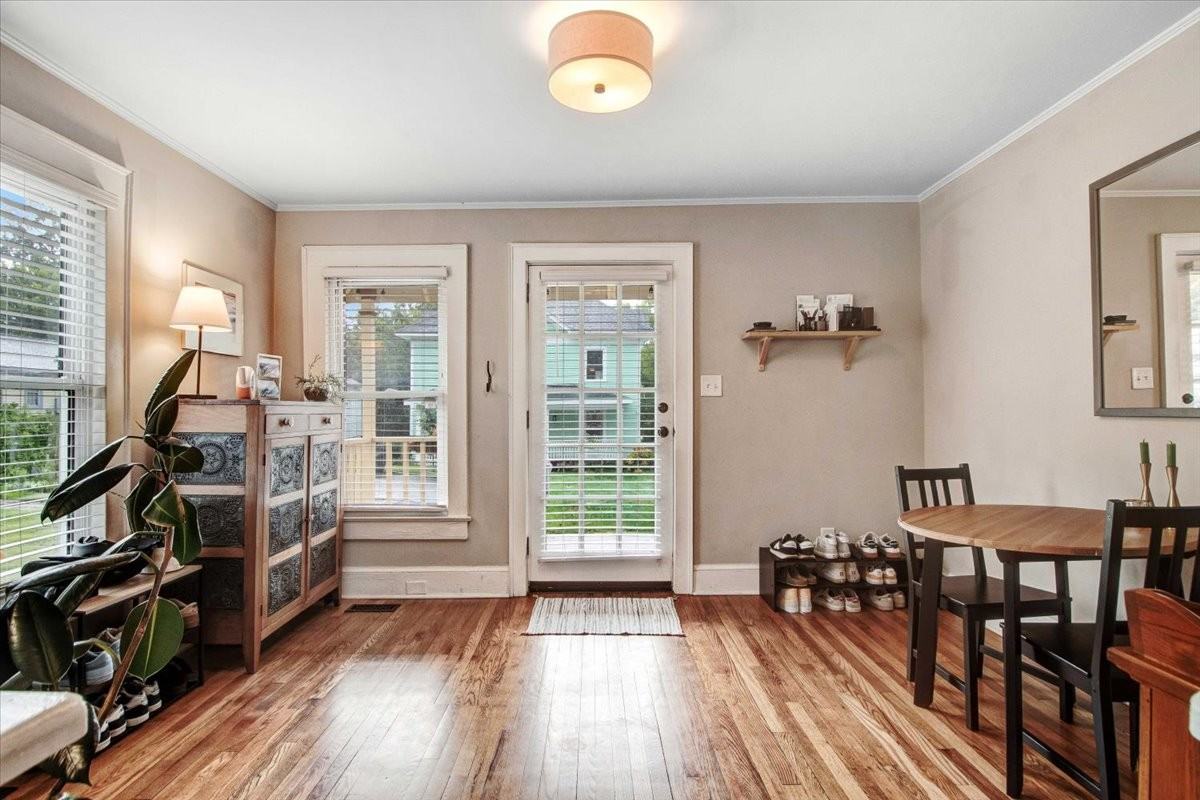 510 Carlton Ave #1 - Photo 3 of 20