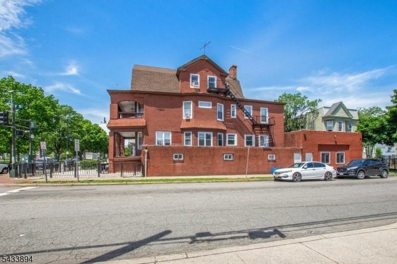 79 Central Ave #1 - Photo 3 of 24