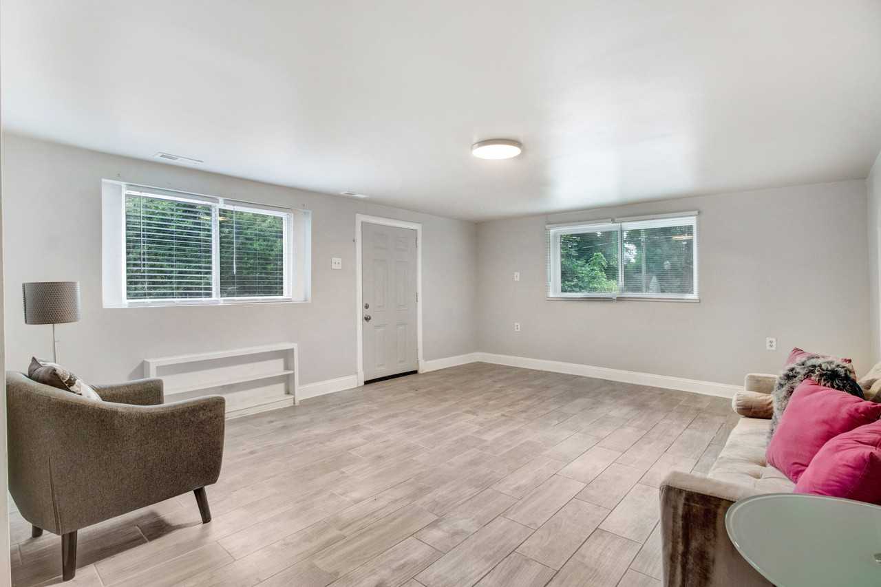 105 Pineland Cir #C - Photo 6 of 17