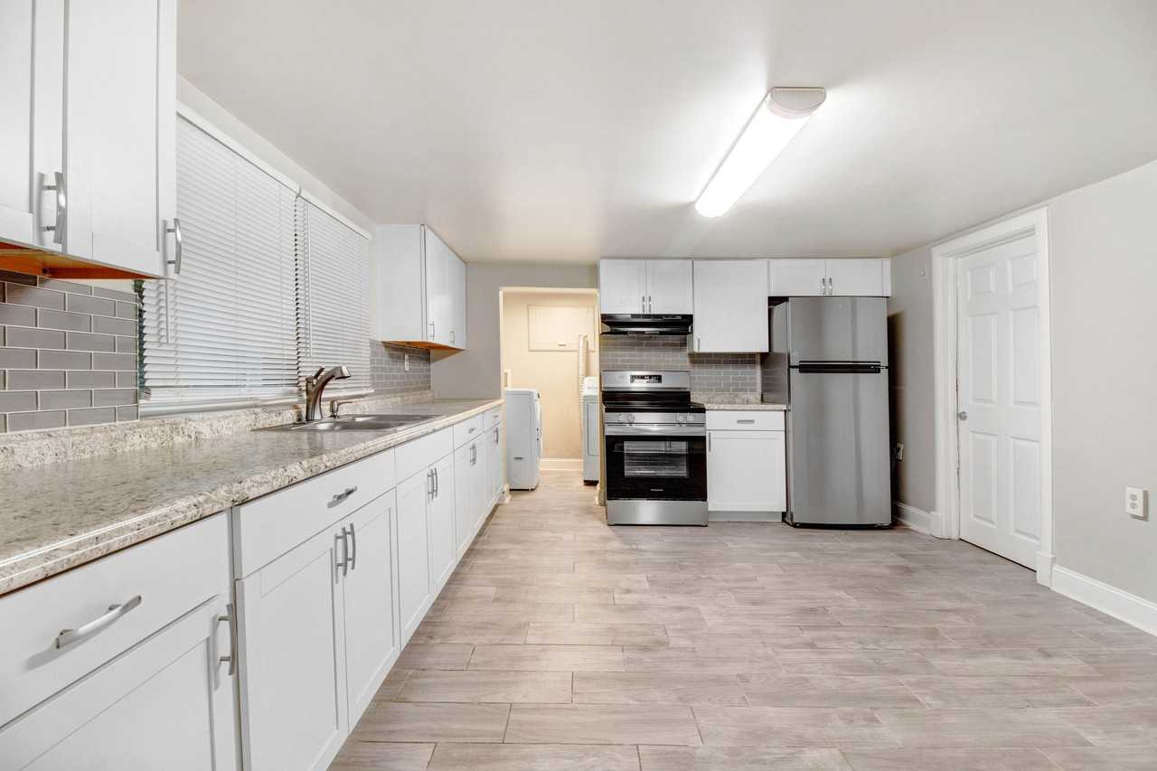 105 Pineland Cir #C - Photo 7 of 17