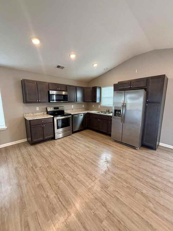 2645 Hailey Rose Way - Photo 2 of 9