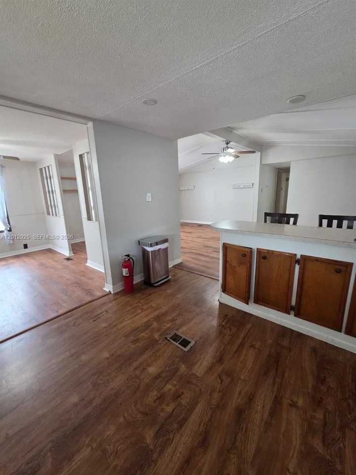 10909 Merrywood Dr #NA - Photo 4 of 14