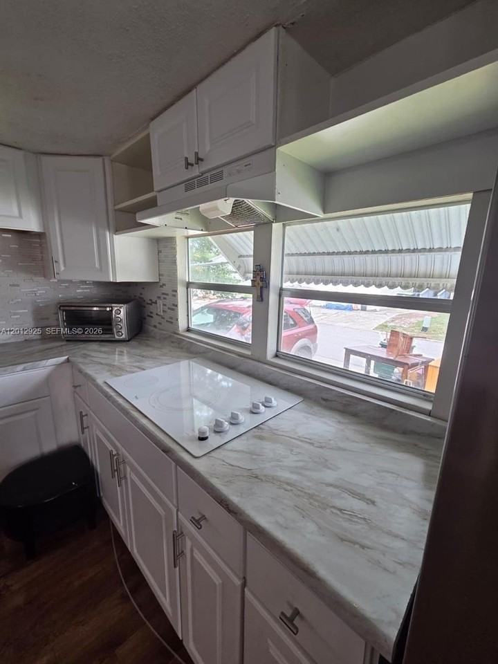 10909 Merrywood Dr #NA - Photo 5 of 14