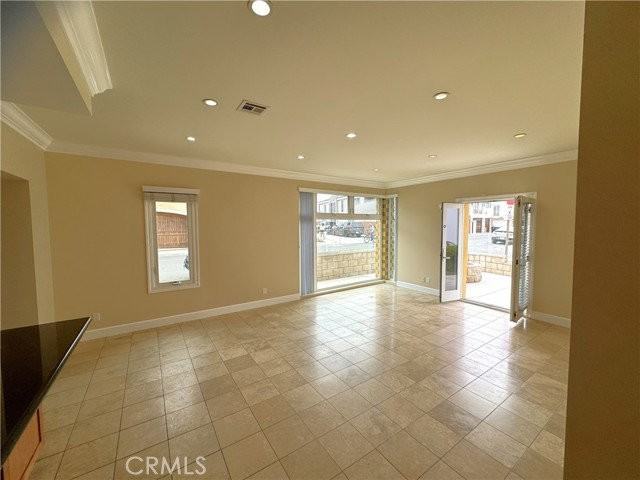 4510 Seashore Dr - Photo 6 of 8