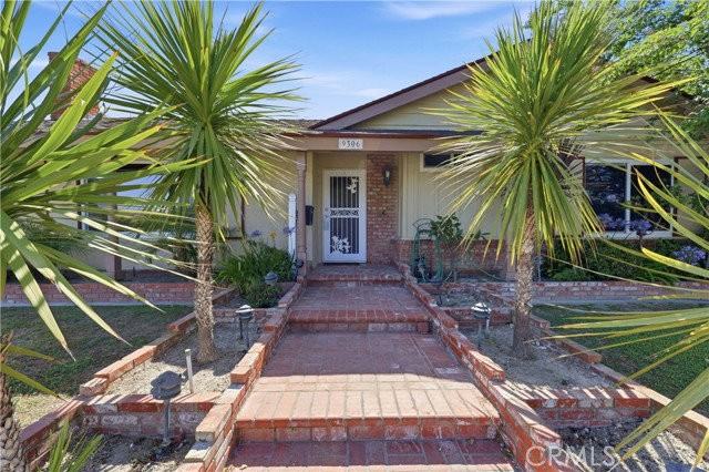 9306 Gregory St - Photo 2 of 8