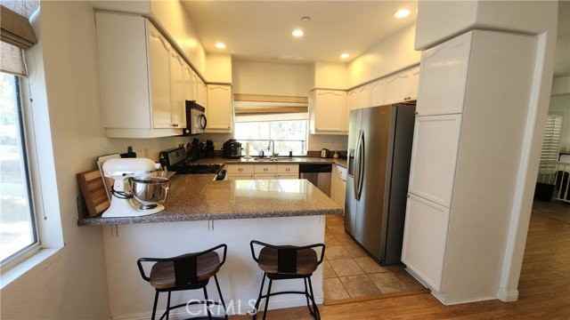 580 N Pageant Dr - Photo 7 of 8