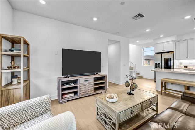 302 Fawn St - Photo 7 of 8
