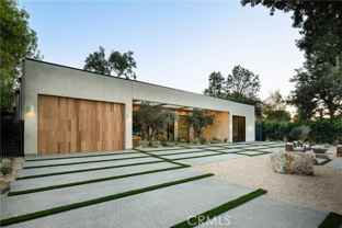 23340 Collins St - Photo 1 of 1