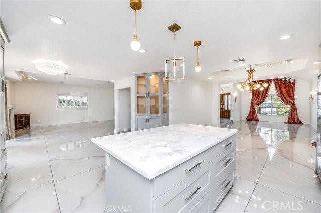 19314 Yolie Ln - Photo 3 of 6
