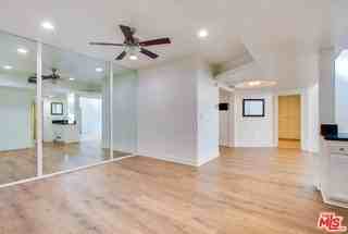 1531 Camden Ave #PH3 - Photo 5 of 8