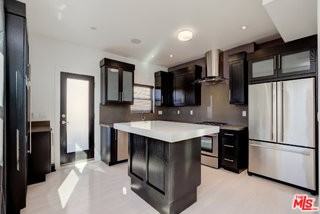 932 S Shenandoah St #3 - Photo 3 of 8