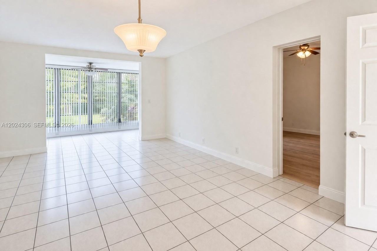 5495 Nw 10th Ct #104 - Photo 4 of 9