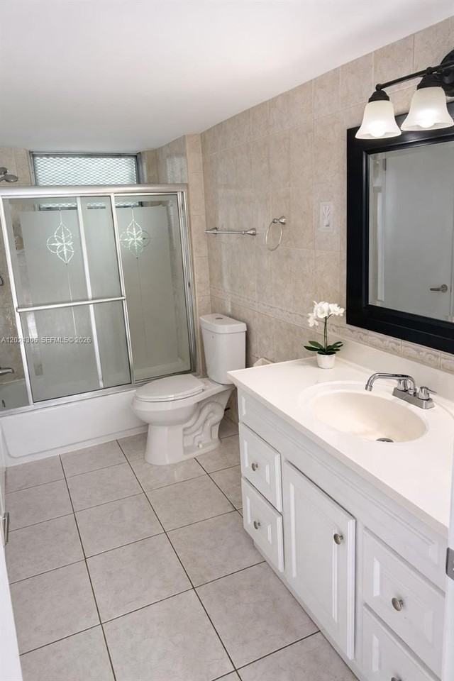 5495 Nw 10th Ct #104 - Photo 7 of 9