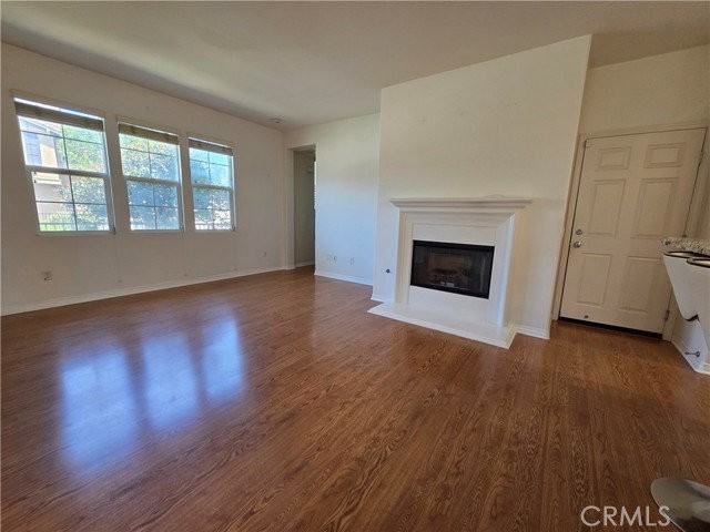 22553 Firenze St - Photo 5 of 8