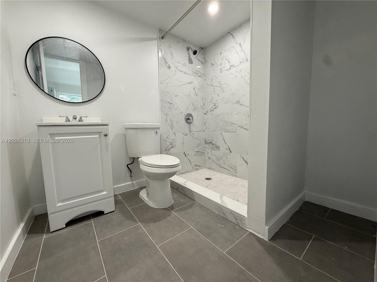 3101 Nw 6th St #0 - Photo 5 of 5