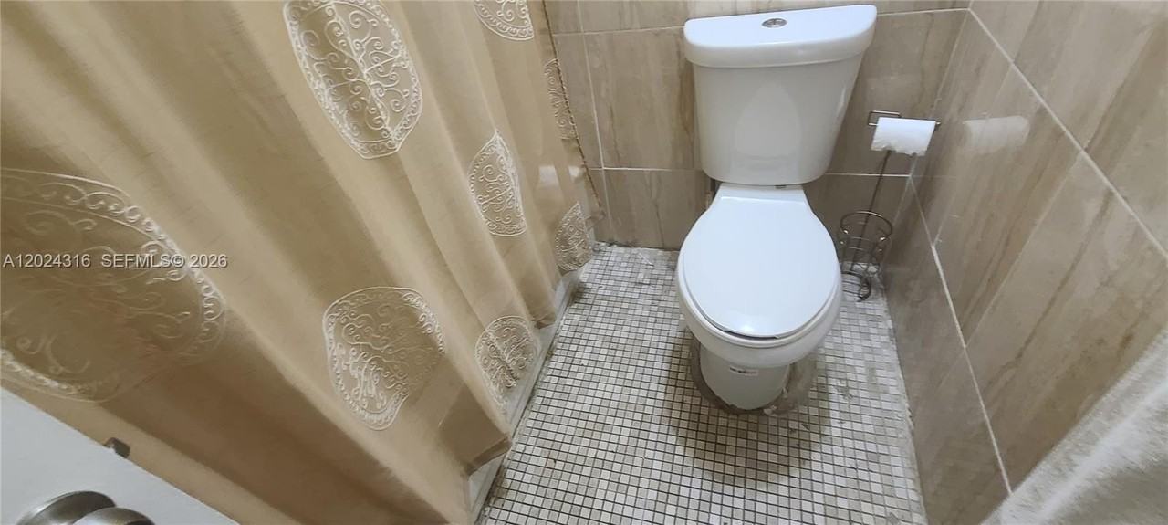 19305 Ne 2nd Ave #2323 - Photo 6 of 6