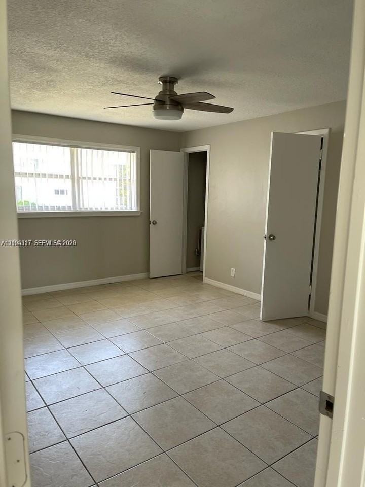 588 Holly Dr #B - Photo 4 of 11