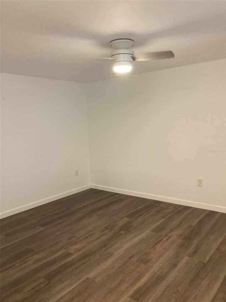 1403 E Alfred St #200 - Photo 5 of 21