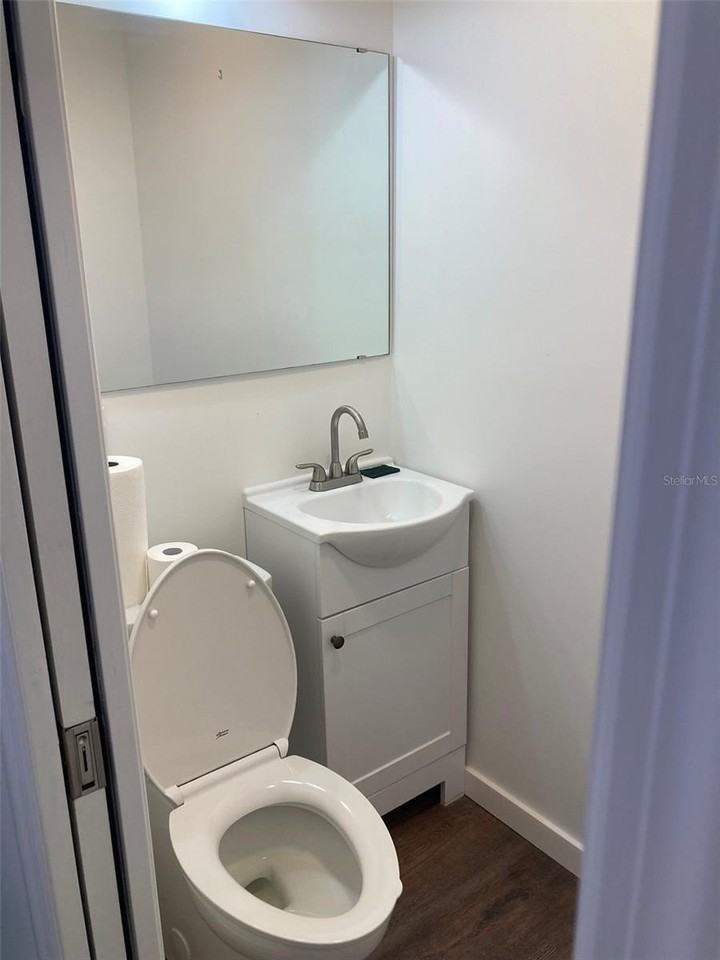 1403 E Alfred St #200 - Photo 7 of 21
