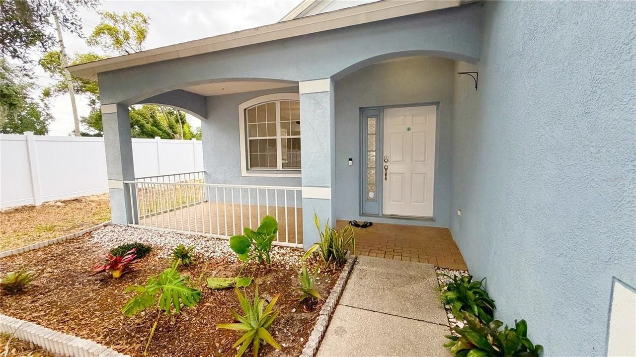619 Schooner Bay Ct - Photo 3 of 22