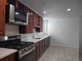featured image of 139 Sickles Ave #2