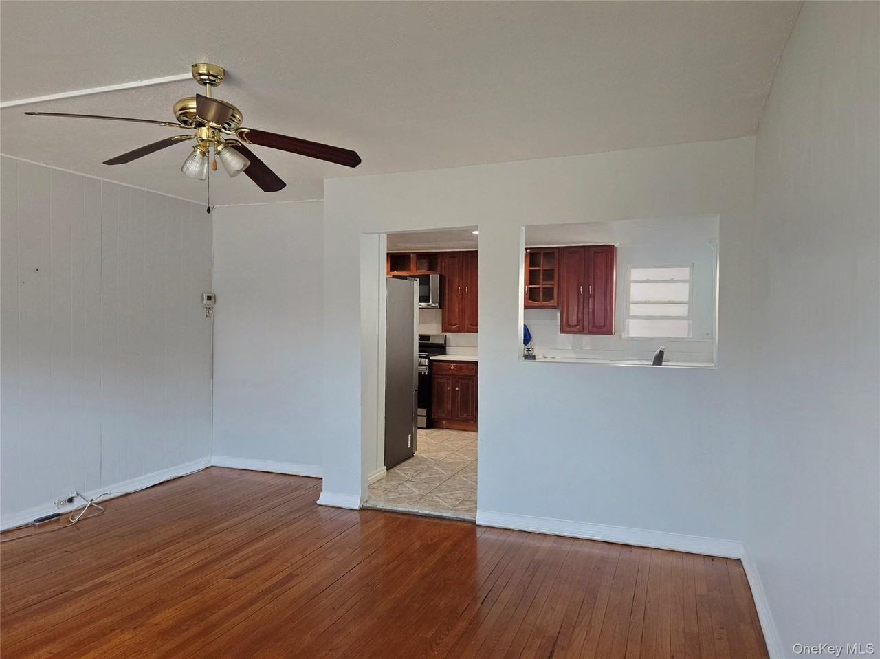 139 Sickles Ave #2 - Photo 4 of 16