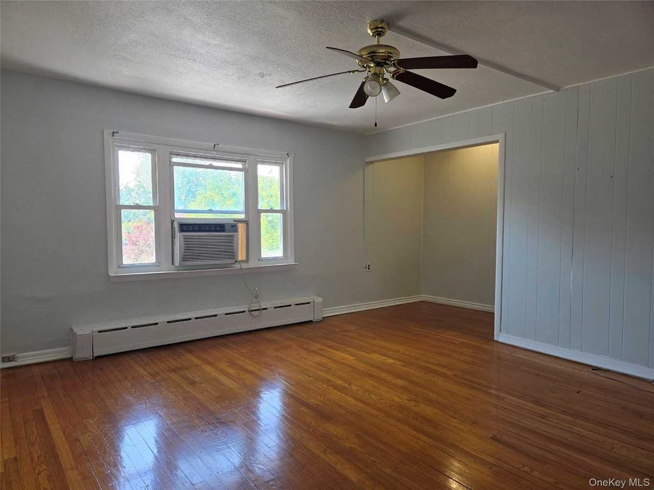 139 Sickles Ave #2 - Photo 7 of 16