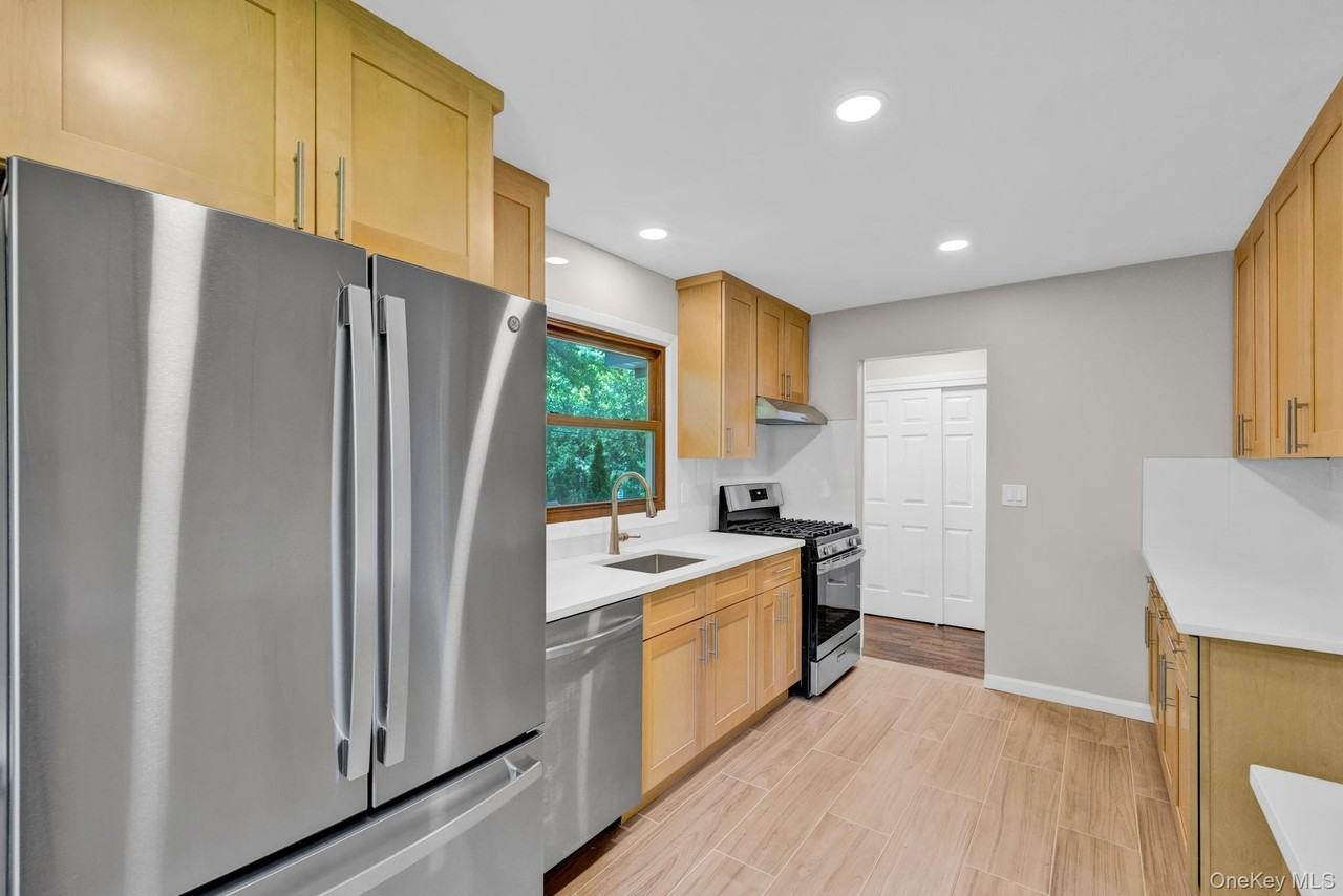 29 Fisher Ave #31 - Photo 6 of 24