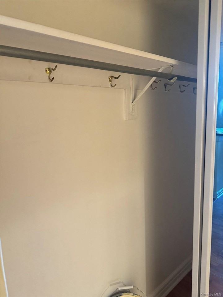 1701 Crompond Rd #4403 - Photo 7 of 18