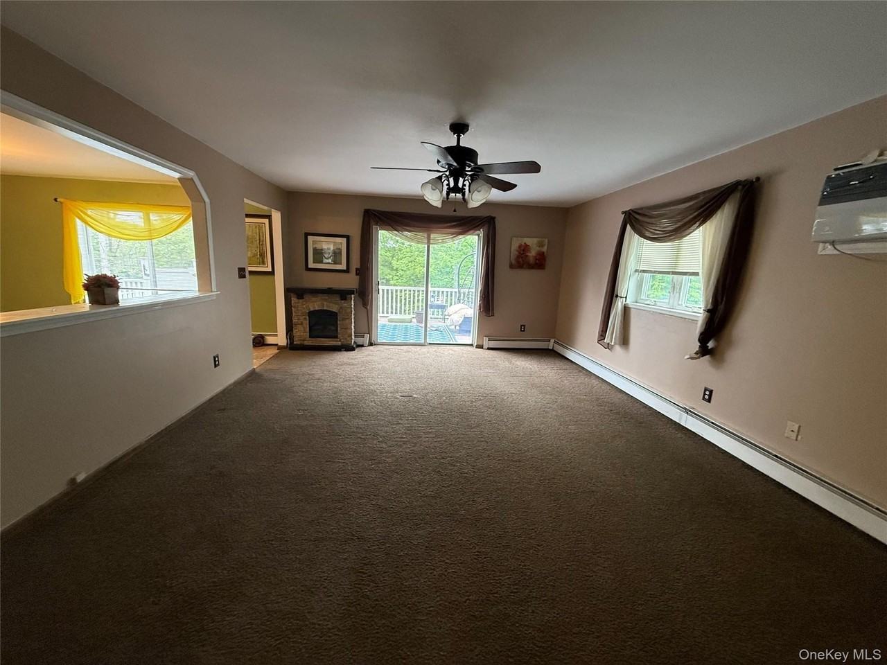 38 Edmunds Ln #A - Photo 4 of 18