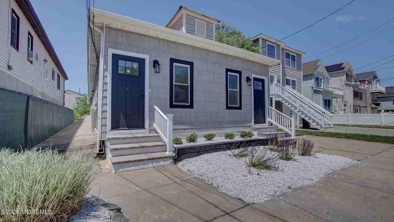 19 Bayview Ave