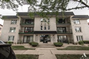 featured image of 10910 Kilpatrick Ave #3NW