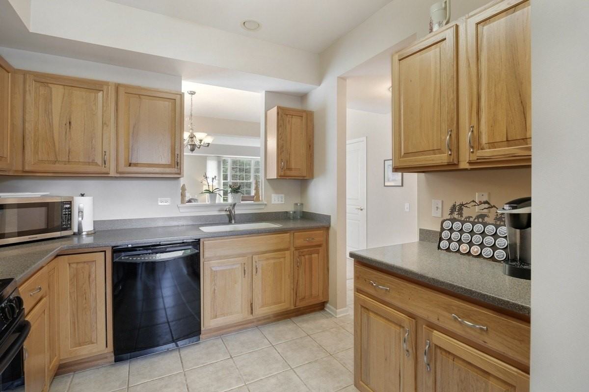 12452 Wedgemere Dr - Photo 6 of 20