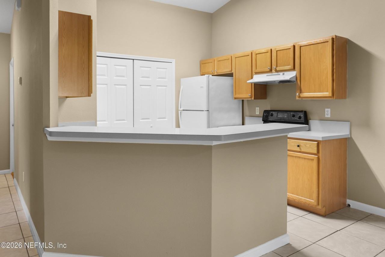 14 Empire Ln #B - Photo 5 of 11