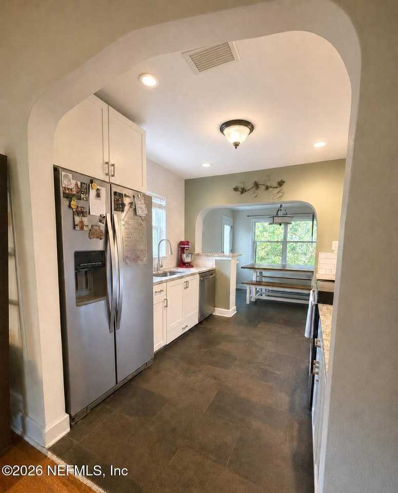 2844 Cherokee Cir S - Photo 6 of 21