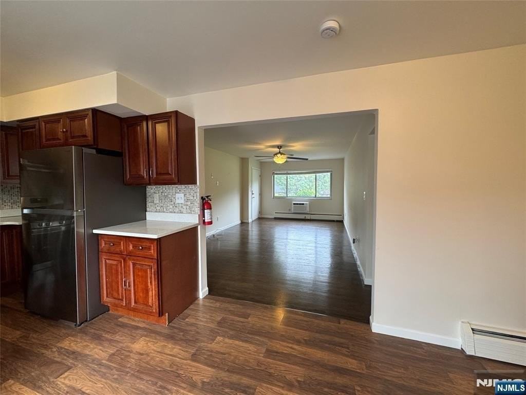 1323 Anderson Ave #15 - Photo 6 of 12
