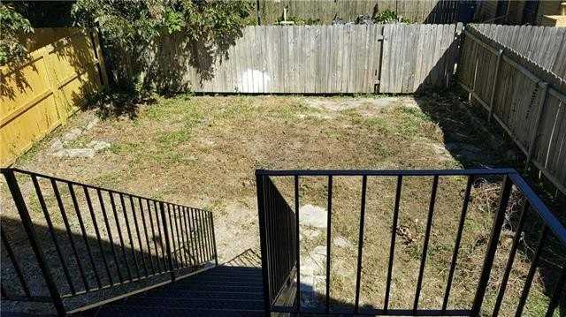 2213 Onzaga St - Photo 6 of 7