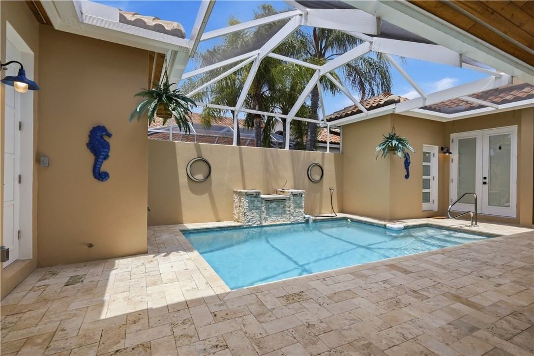 5545 E Harbor Village Dr - Photo 2 of 27