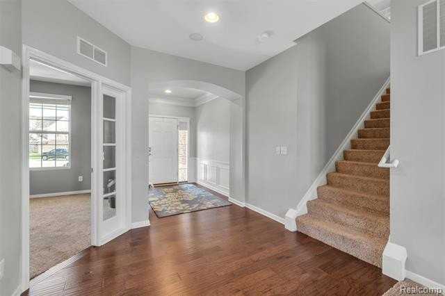 15745 Diamante Dr - Photo 4 of 50